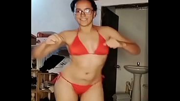 &amp;ldquo La colombiana que todos está n viendo en bikini &amp;rdquo